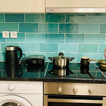 Antinoros Inn, Stylish Apartment,3' To Metro 雅典 外观 照片