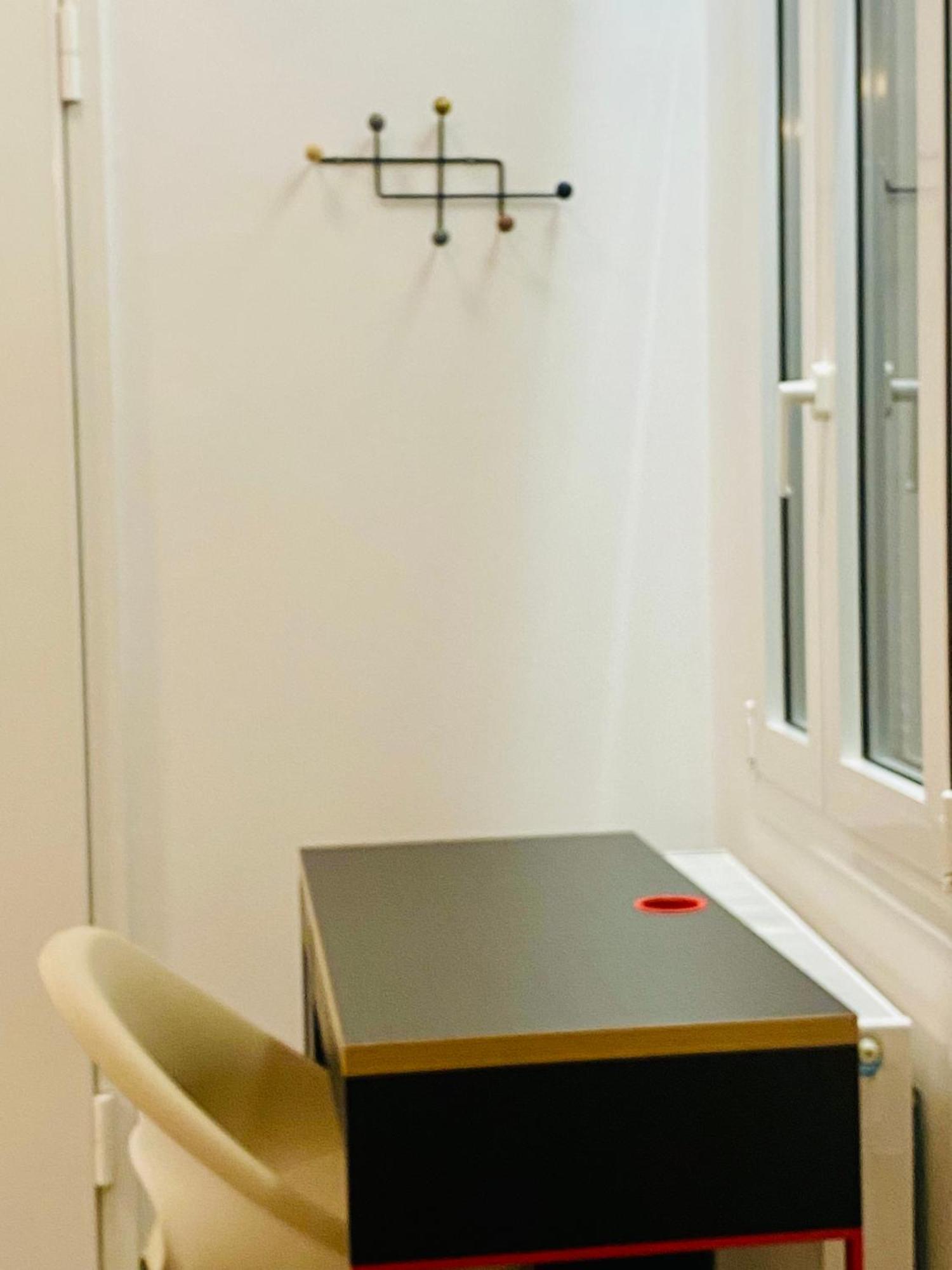 Antinoros Inn, Stylish Apartment,3' To Metro 雅典 外观 照片