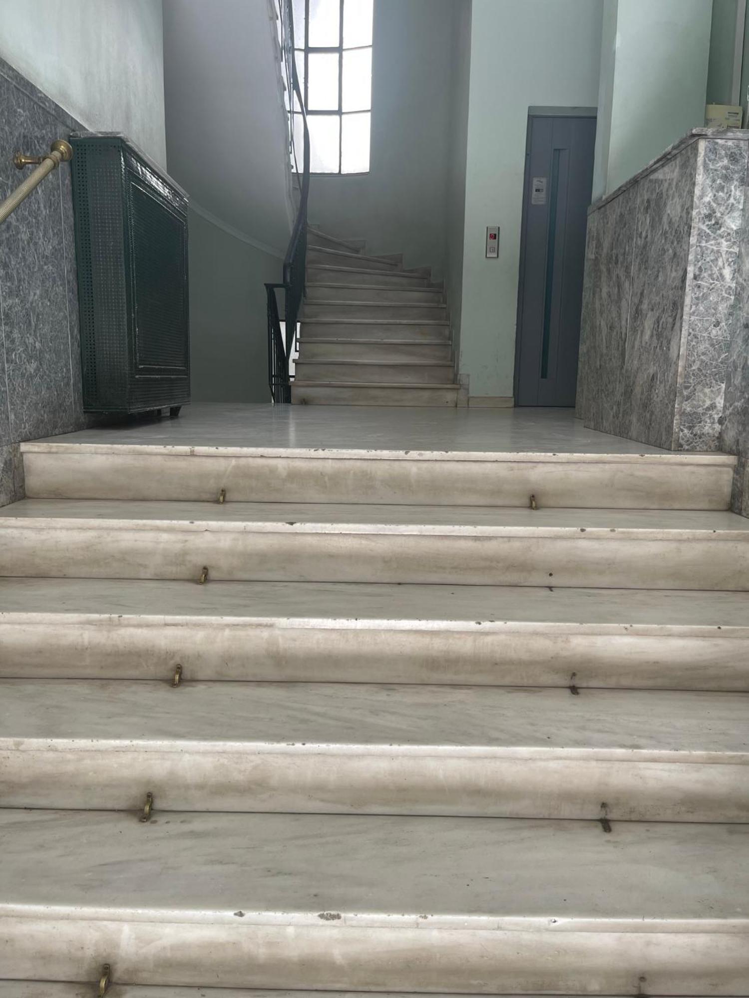 Antinoros Inn, Stylish Apartment,3' To Metro 雅典 外观 照片